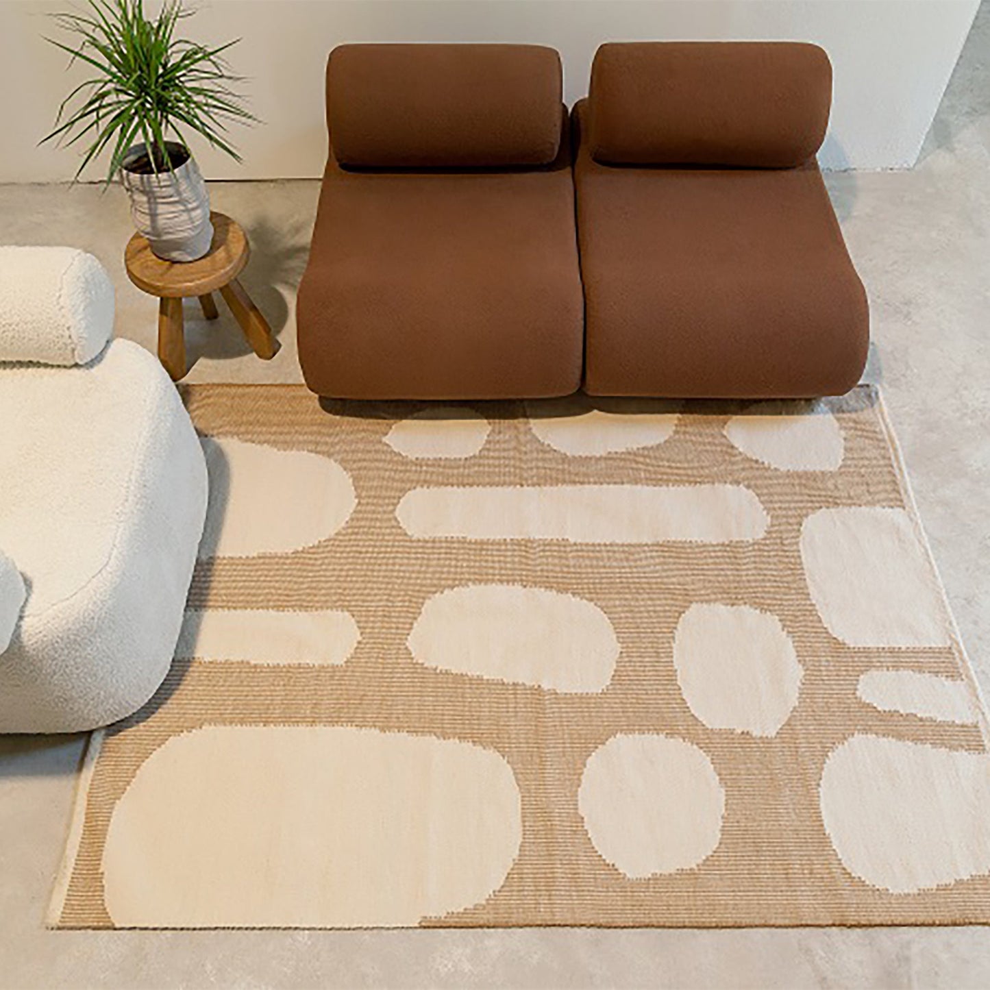 beige rug