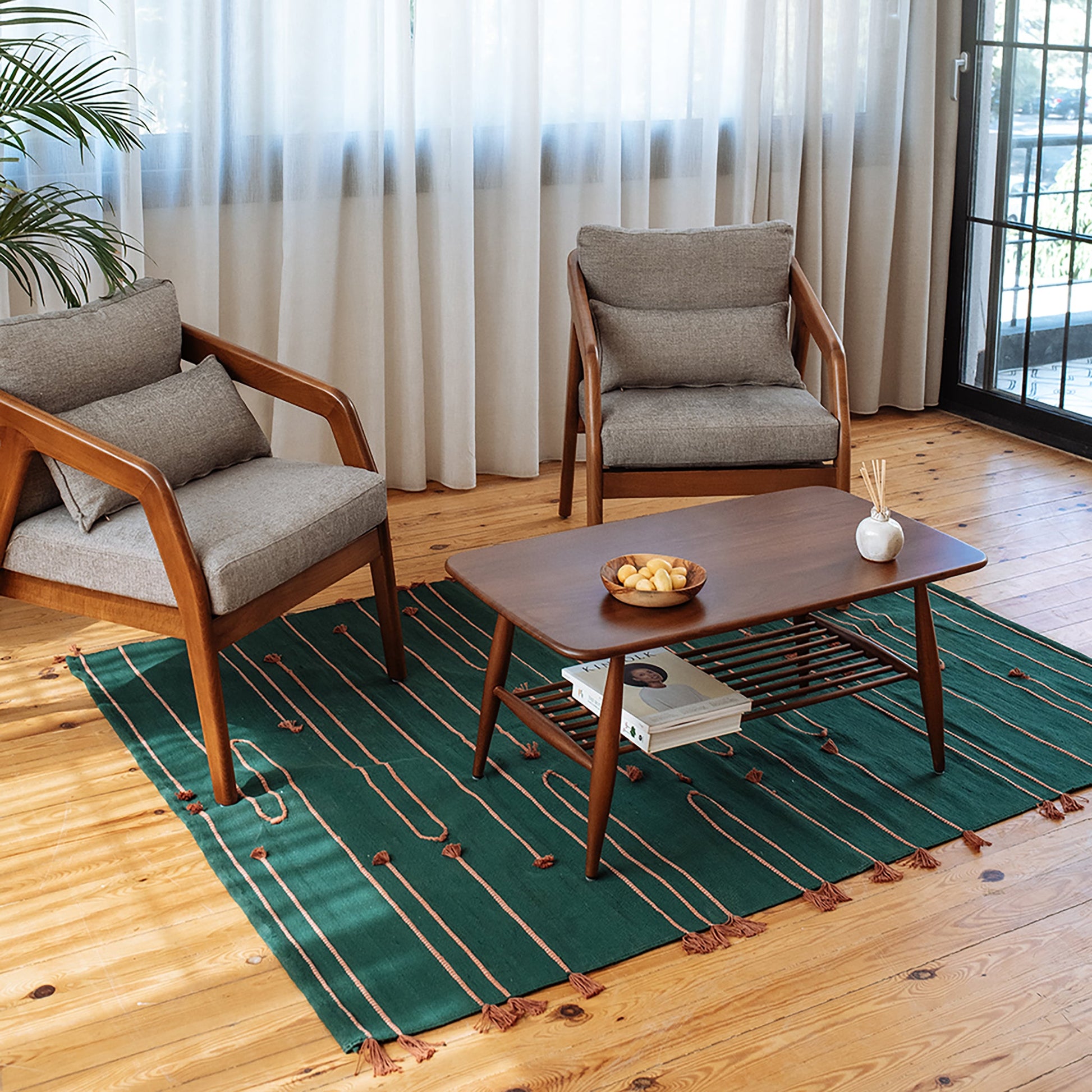 dining table rug