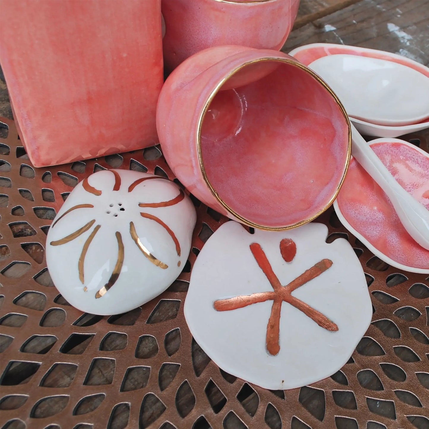 Sand Dollar Cute Salt and Pepper Shakers